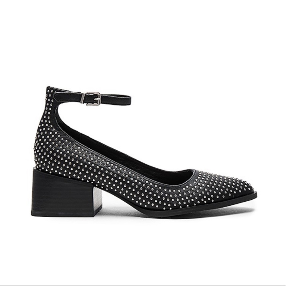 Sol Sana shoes